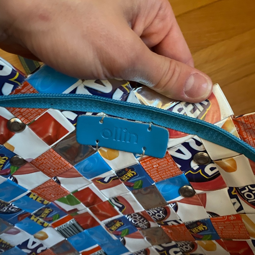 Candy Wrapper Purse - Picture 4 of 4